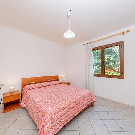 Appartamento Residenziale Trilocale 6 Posti Letto Via Sardegna San Teodoro San Teodoro  Eksteriør bilde