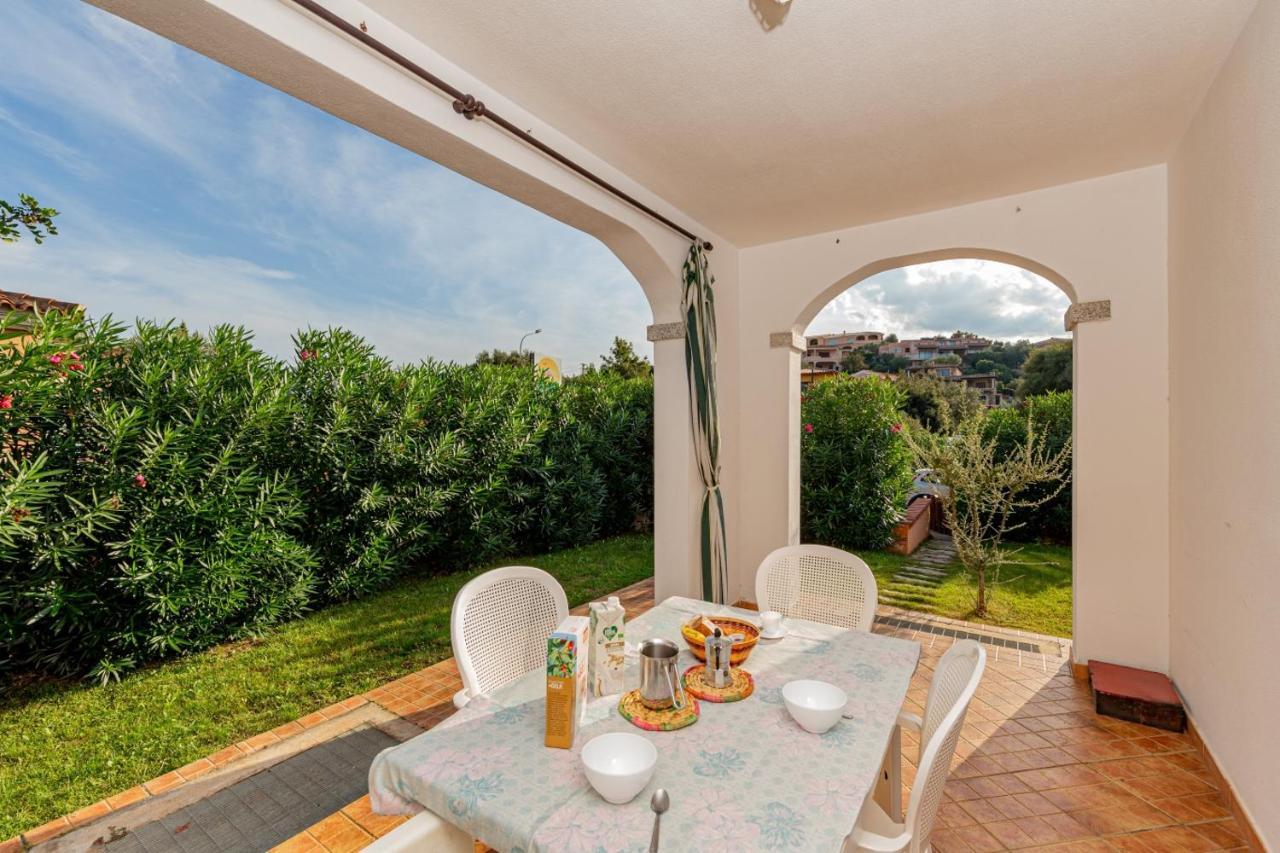 Appartamento Residenziale Trilocale 6 Posti Letto Via Sardegna San Teodoro San Teodoro  Eksteriør bilde