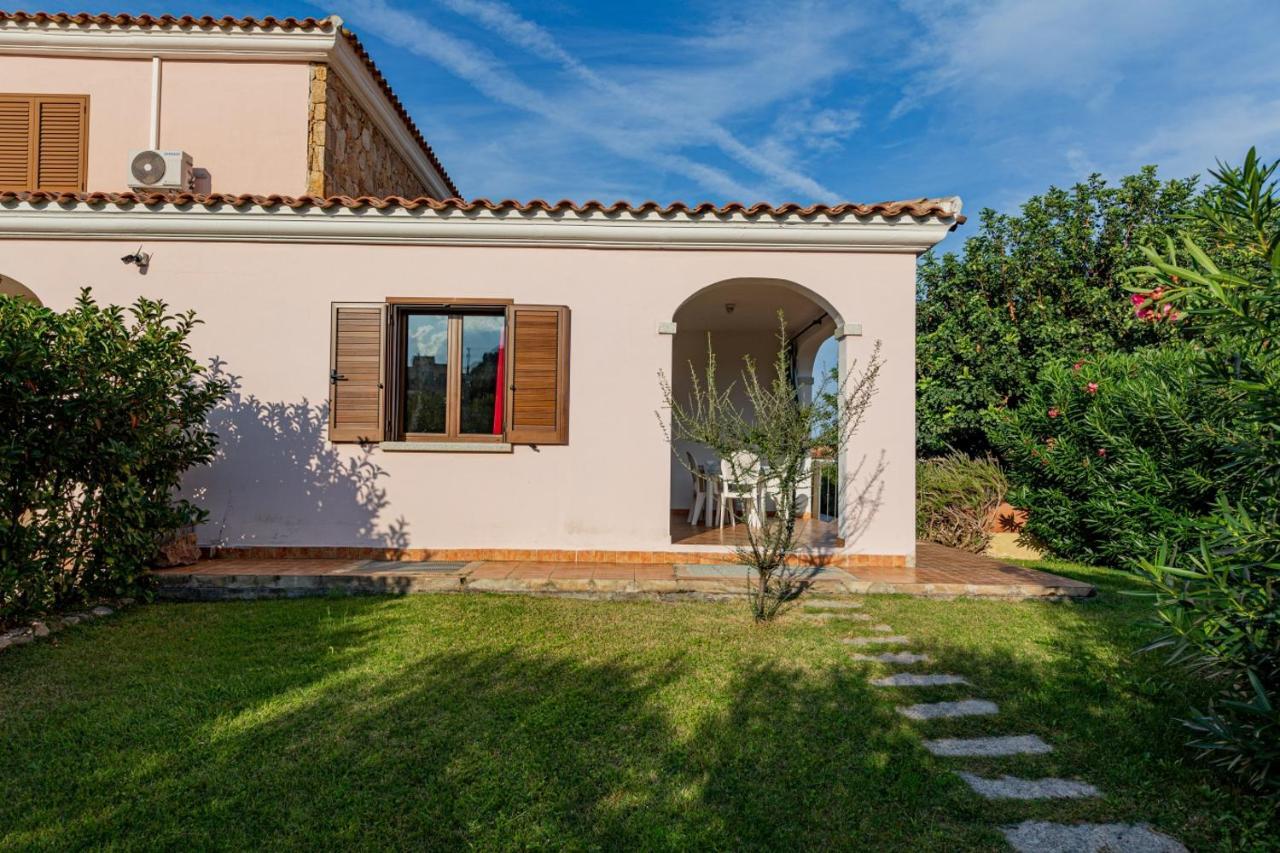 Appartamento Residenziale Trilocale 6 Posti Letto Via Sardegna San Teodoro San Teodoro  Eksteriør bilde